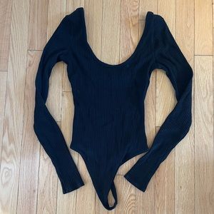 Wilfred body suit